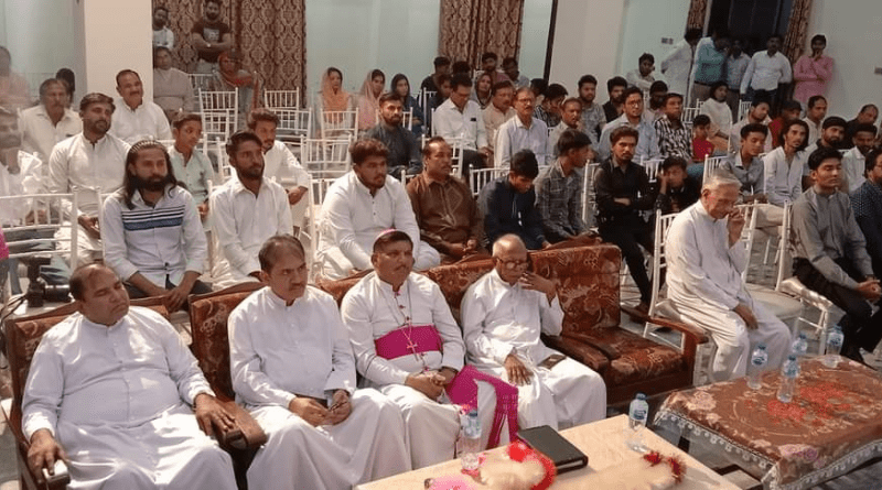 Jashan e Easter Program in Faisalabad Cathedral
